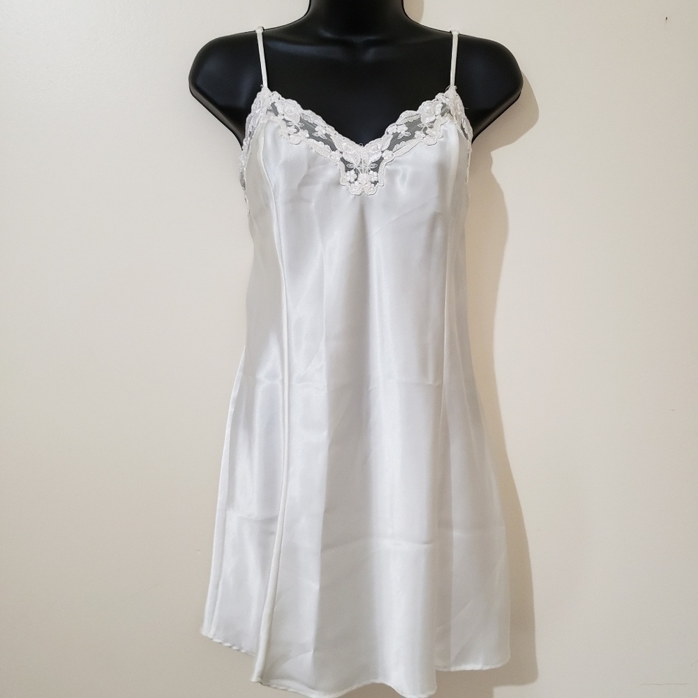 Victoria's Secret white chemise babydoll